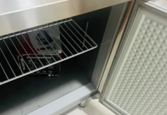 银都商用双门冰柜，冷柜，冰箱，不锈钢操作台面